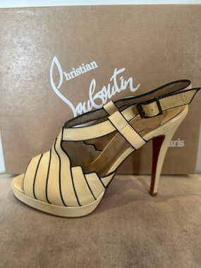 Christian Louboutin High Heel Pumps